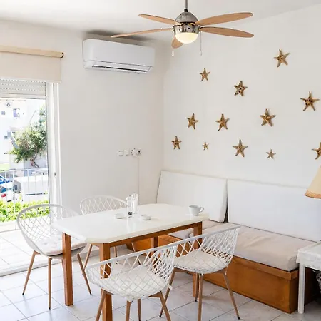 Marilia - Seaside Retreat In Evia 아파트